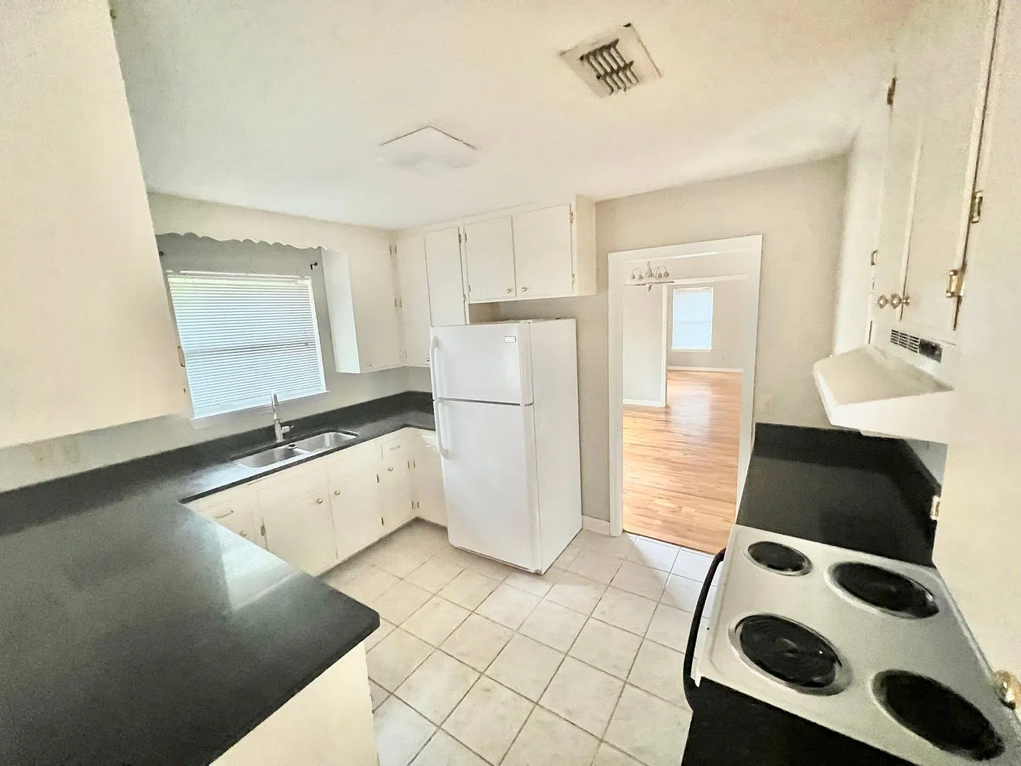 3158 Corrib Drive - Large Yard - Killearn — Photo 4