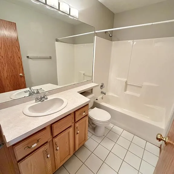 4046 Saint Andrews Ct #1 — Photo 12