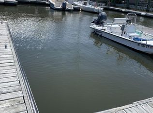 17 S Keelson Row, Southport, NC 28461