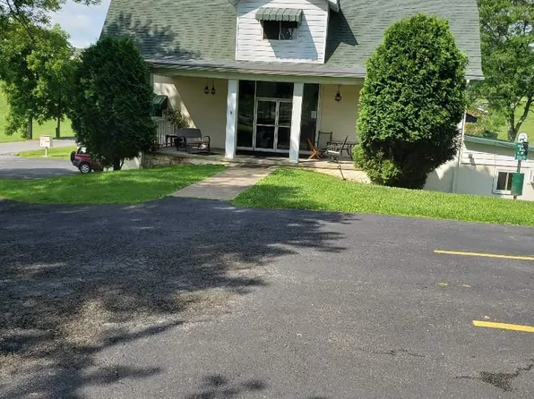 186 Apple Valley Rd #6, Fairmont, WV 26554