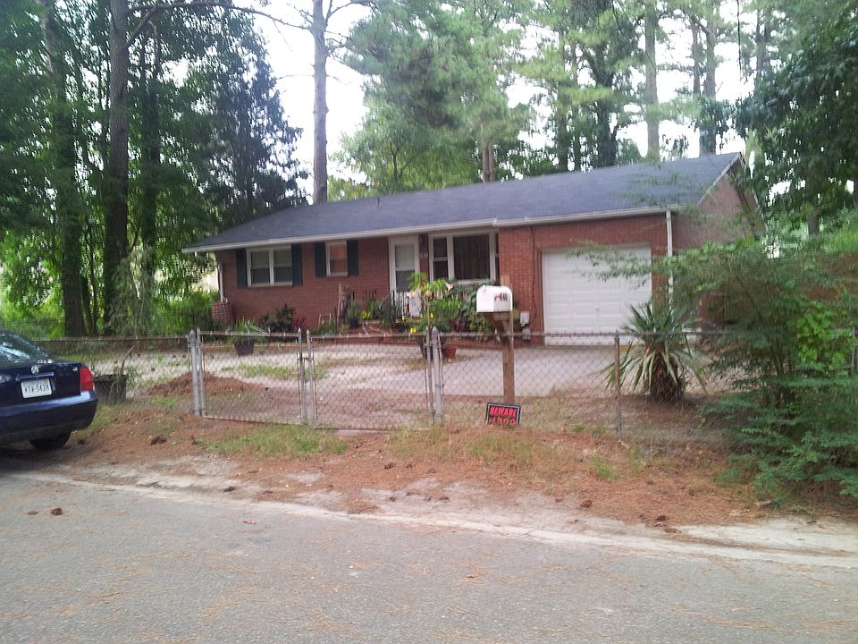 1st image of 340 Winterville Ct