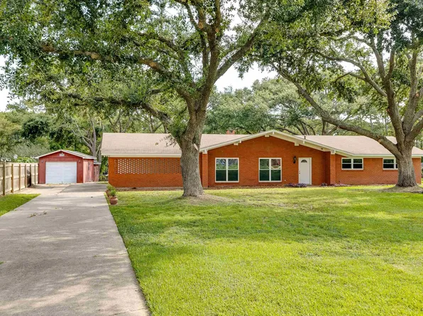 305 Raymond Dr, Monroe, LA 71203