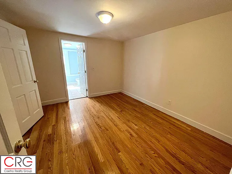 632 Main St #8 — Photo 7