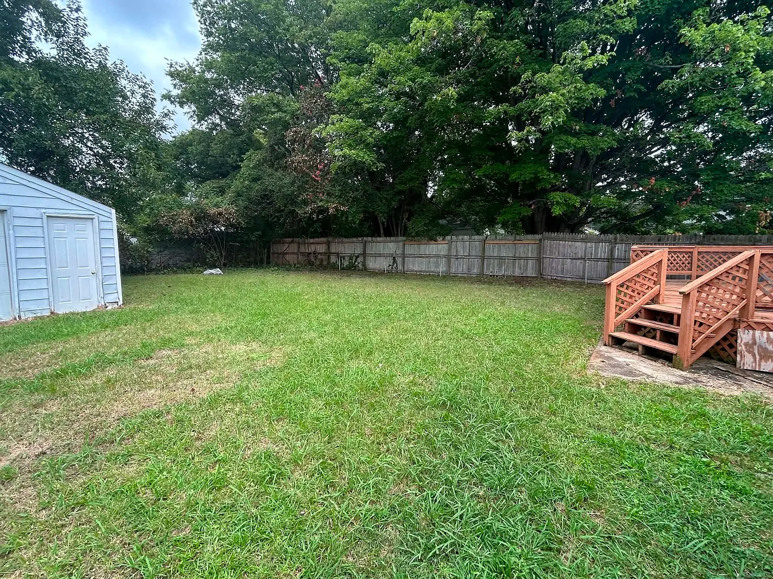 3 bed, 1055 sqft, $2,350 — Photo 3