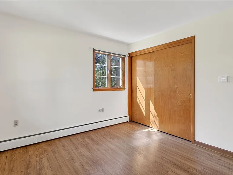 11 Forest Ln — Photo 12