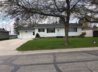 609 5th St SW, Mahnomen, MN 56557