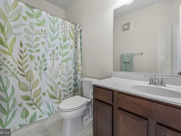 12384 Azure Ln — Photo 24