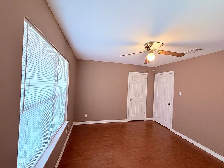 5915 Sunshine Dr — Photo 20