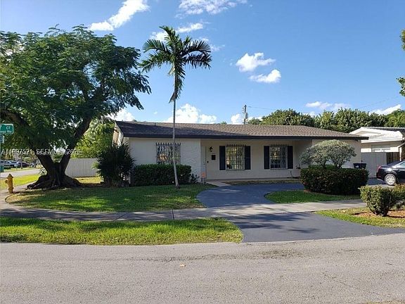 2nd image of 3040 SW 77th Ct