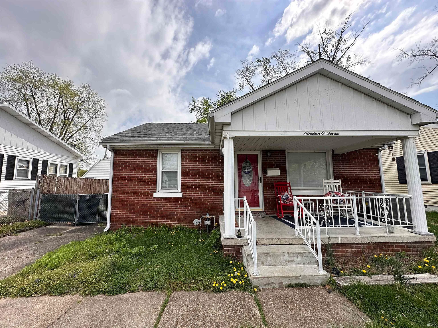 1907 Oakland Ave photo 1