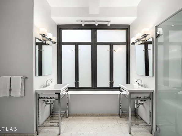 360 West 36th Street image 8 of 19