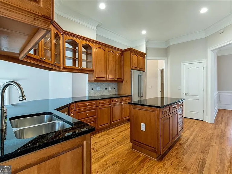 115 Wolf Willow Ct — Photo 17