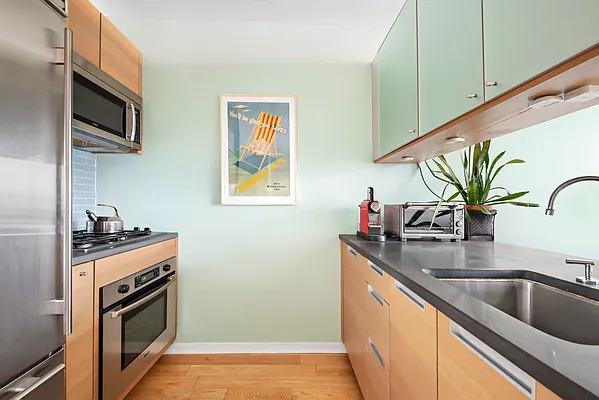 Rented by Douglas Elliman | media 4