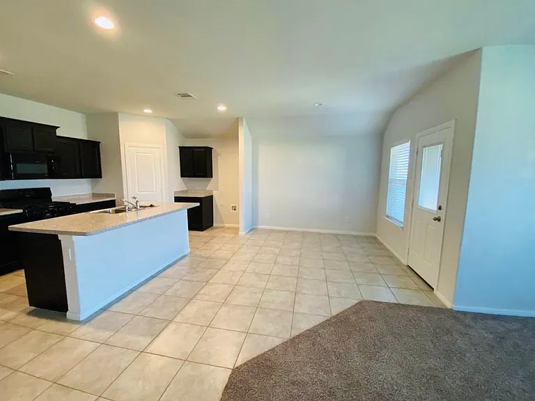 10333 Fort Belknap Trl — Photo 6
