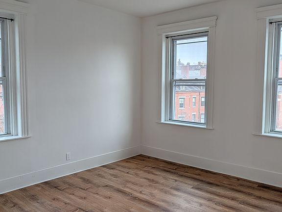 4th image of 46 W Newton St APT 12