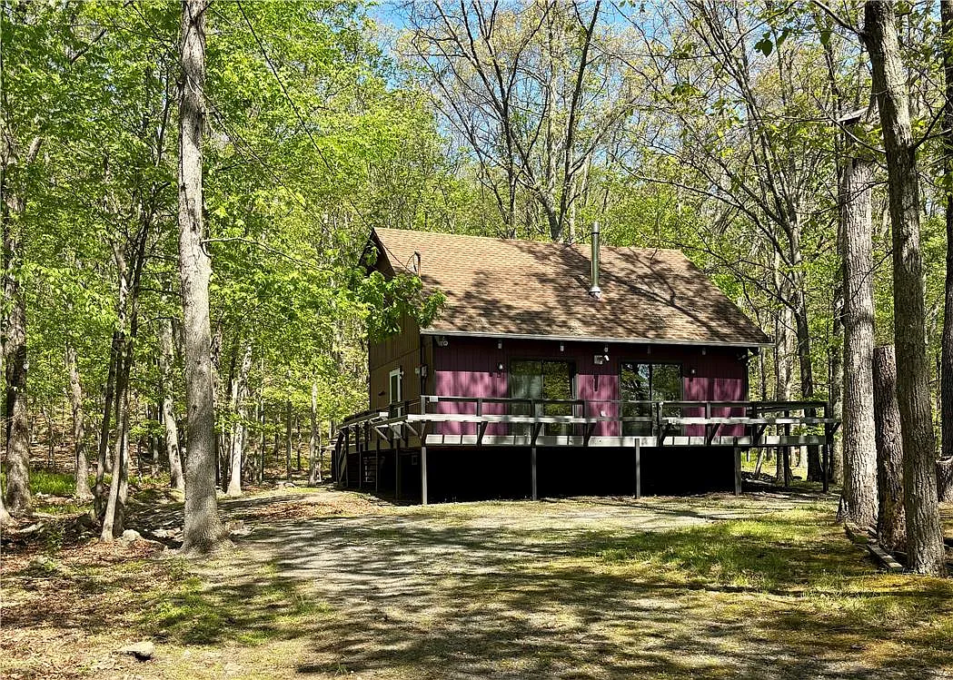 Building Photo - 151 Chipmunk Rd