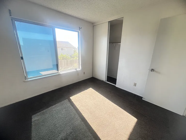 11080 Pegasus Ave — Photo 6