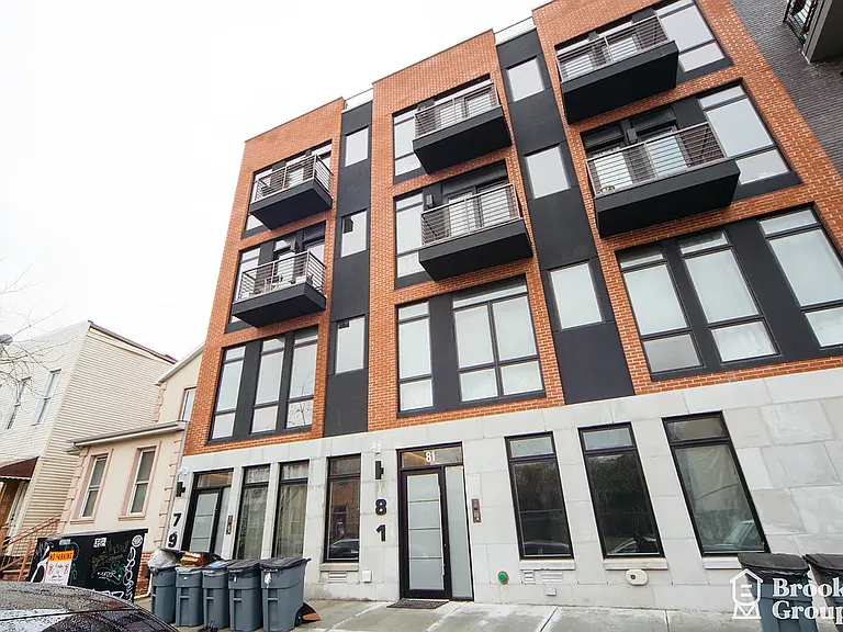 81 Stanhope St #3A — Photo 17