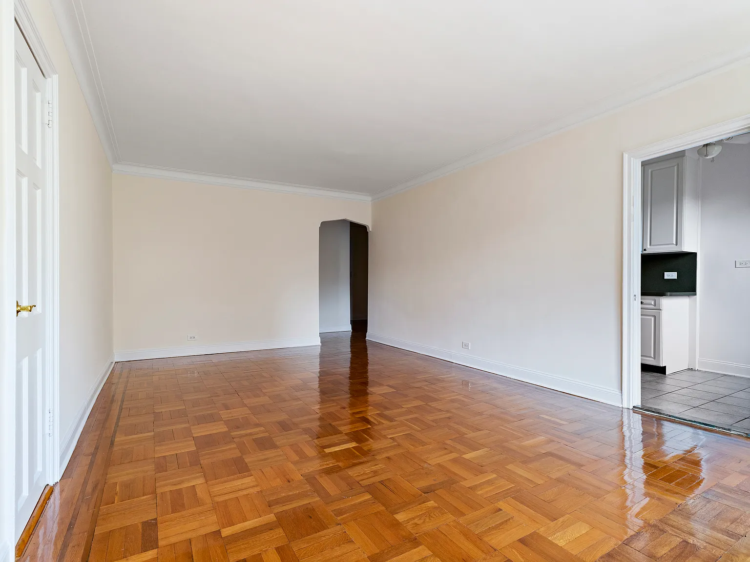 120 East 89th Street — Photo 4