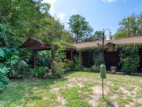 5th image of 133 Heritage Cir