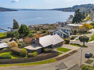 16502 41st Ave NE, Seattle, WA
