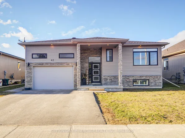 42 McFarland Dr, Belleville, ON K8N 2X3