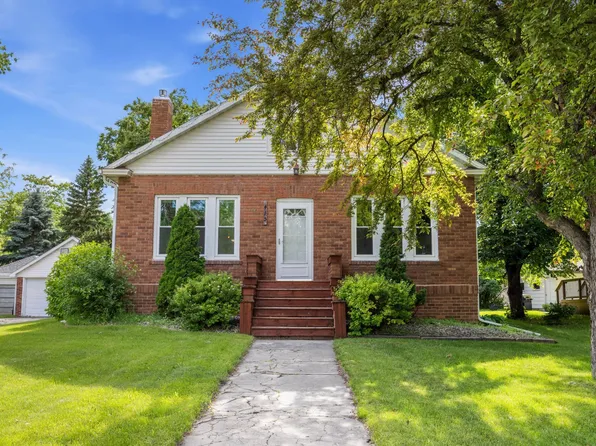 415 9th St, Hawley, MN 56549