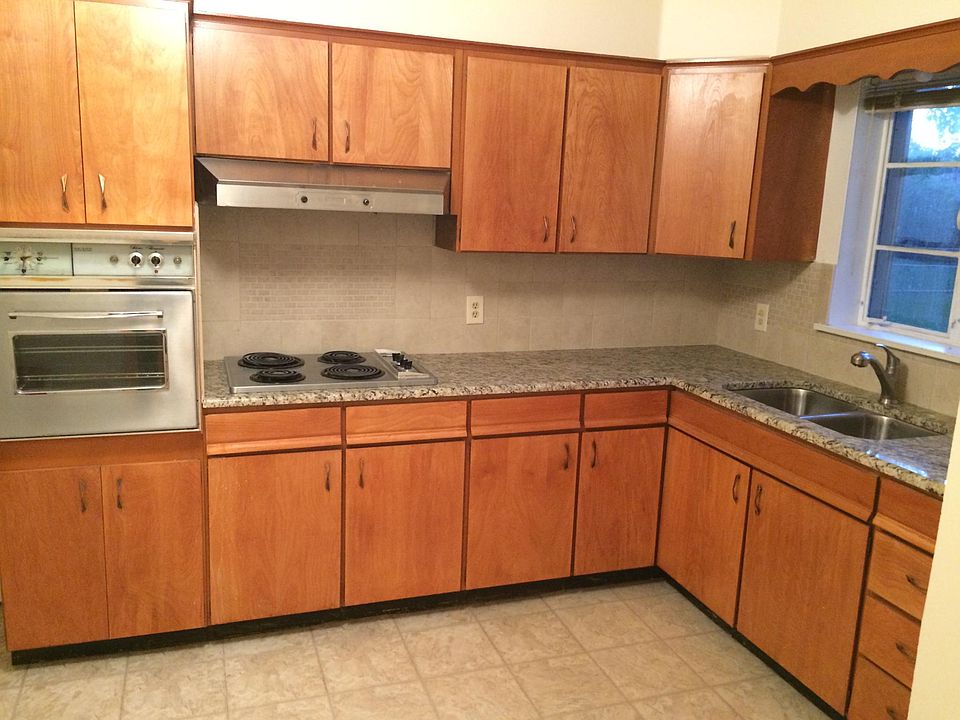 2nd image of 2129 N Shawnee Ave