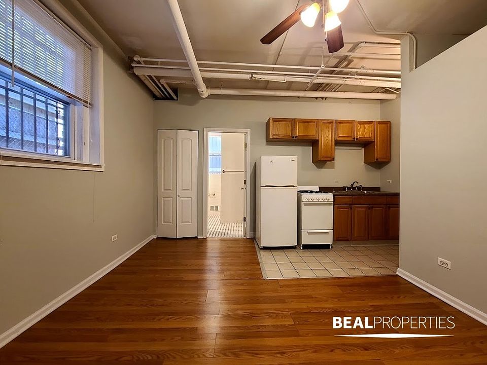 1st image of 2827 N Burling St APT 6