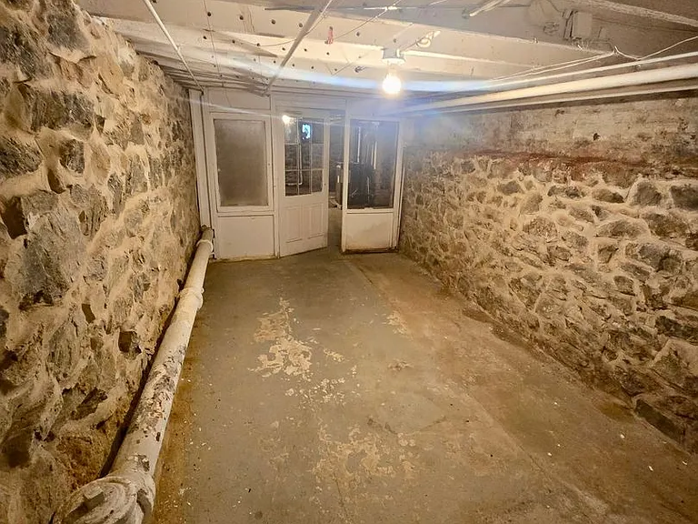 107 Mulberry St — Photo 21