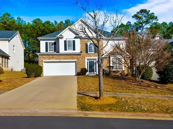 6464 Edgewater Cv, Fairburn, GA 30213
