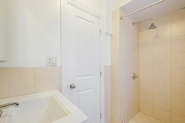 Rented by Corbett & Dullea Realty | media 16