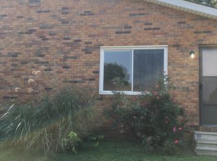 8 Sarpy Rd, Shiloh, IL 62221