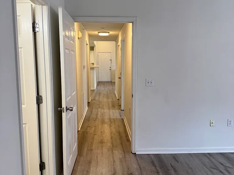 walkway and vaulted ceilings