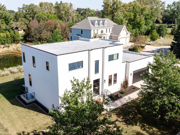 3112 Cara Ln, Oak Brook, IL 60523