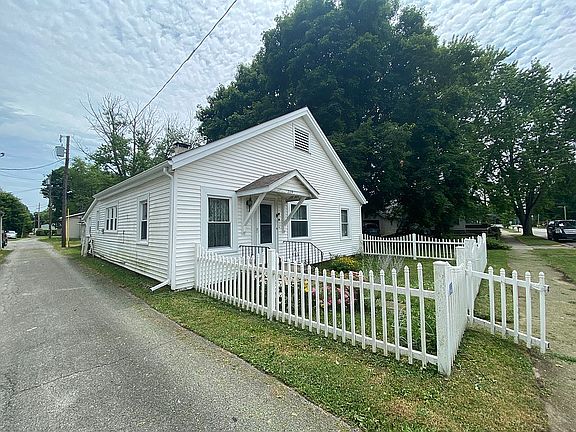 3rd image of 209 S Morton Ave