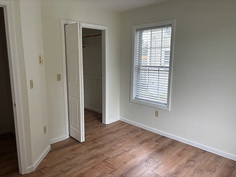 16 Munchausen Ave — Photo 13