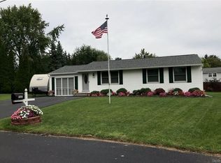7443 Muench Rd, Liverpool, NY 13088