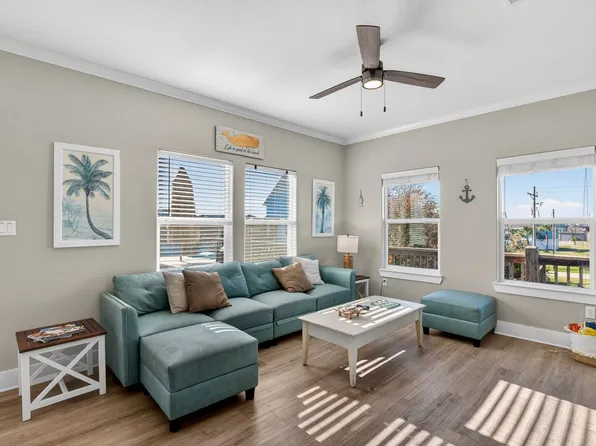 (undisclosed Address), Crystal Beach, TX 77650