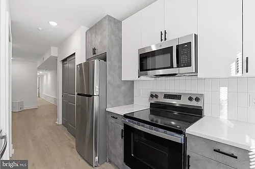 630 W Cumberland St #1 Photo 1