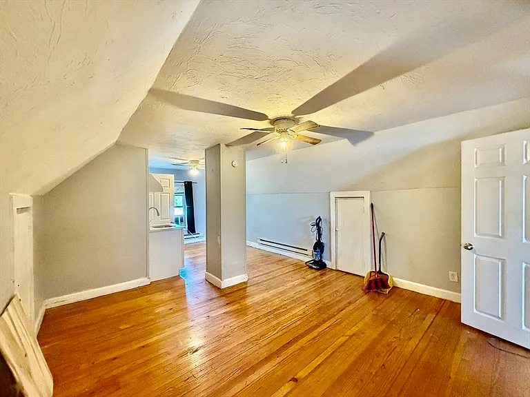 32 Stedman Ave #B — Photo 14