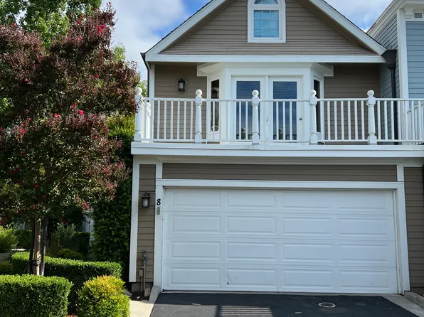16979 Roberts Rd Unit 8, Los Gatos, CA 95032