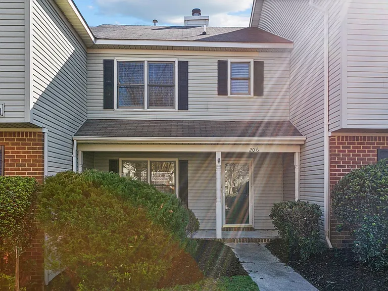 206 Alder Wood Dr — Photo 5