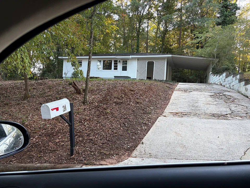 24 Maple Dr