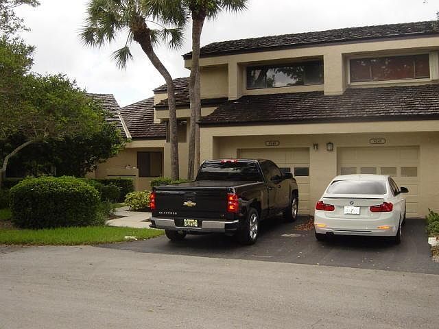 1st image of 9249 Chelsea Dr S