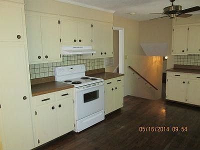 2nd image of 2107 Hobson Ct