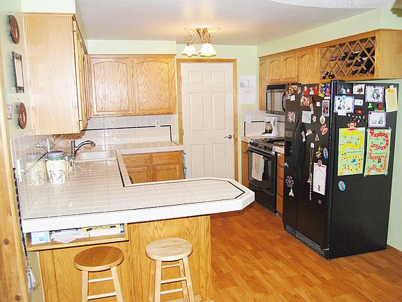 spacious kitchen