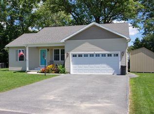 8 Quarry Circle Way, Hudson Falls, NY 12839