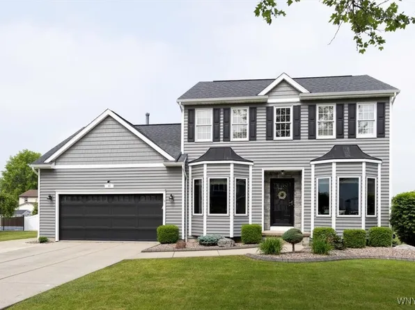11 Ryan St, Lancaster, NY 14086