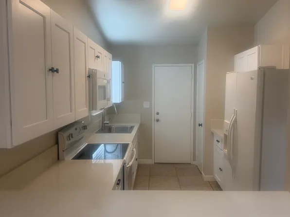 4600 Beechwood St, Bakersfield, CA 93309